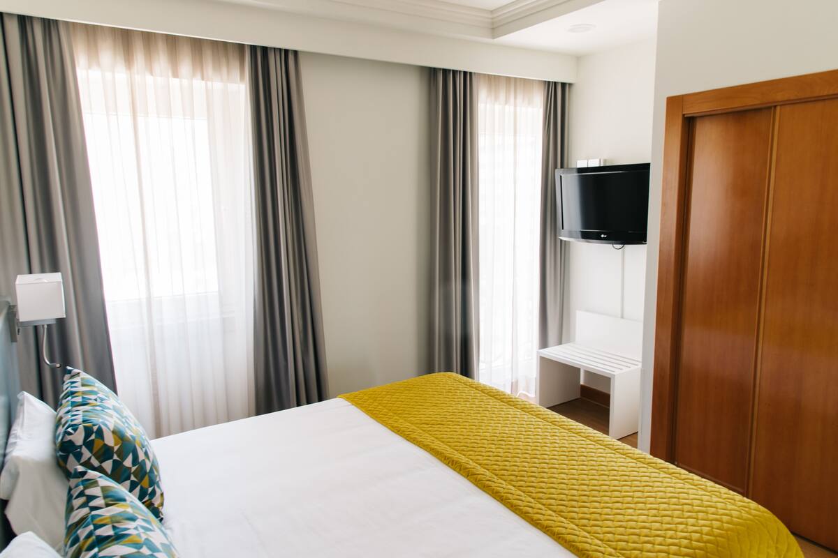 Minibar, in-room safe, desk, blackout curtains