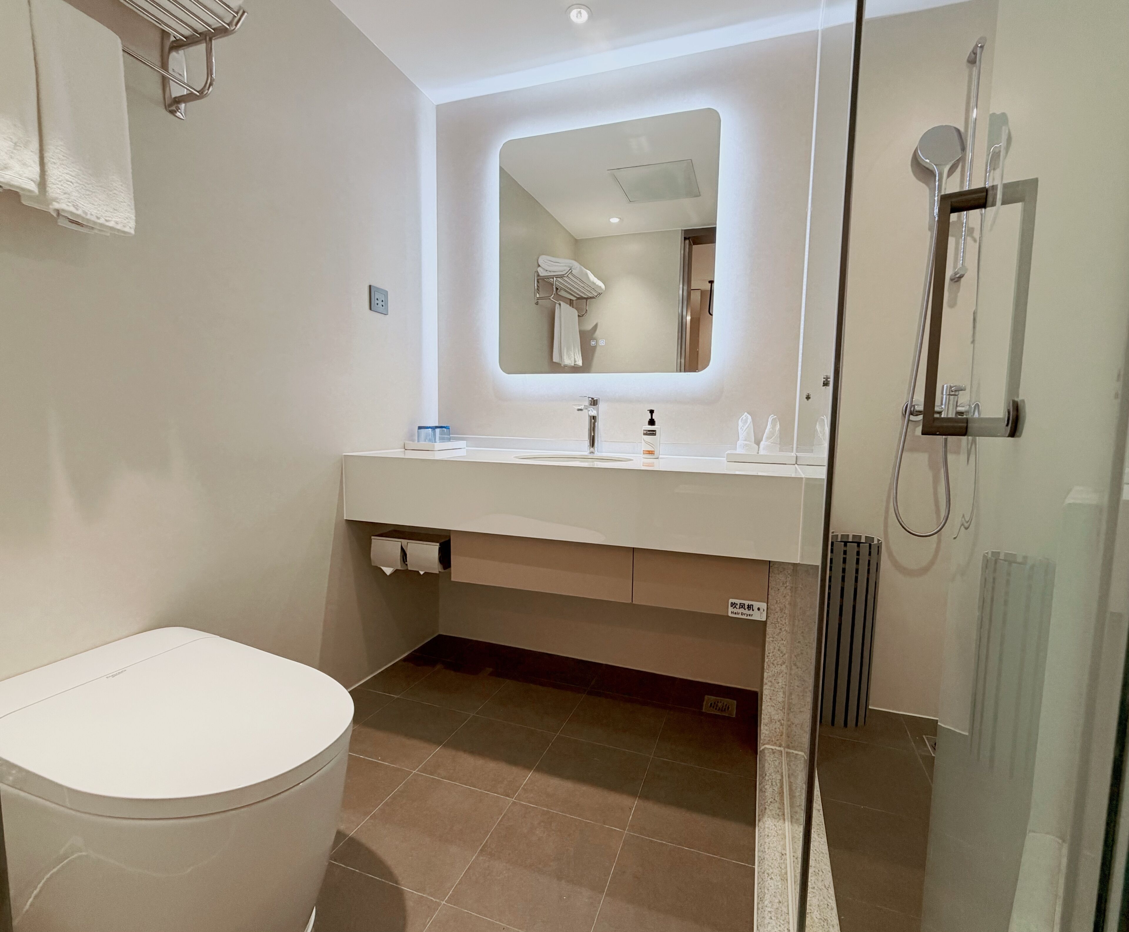 Photo - Holiday Inn Express Shanghai Putuo by IHG