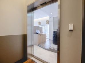 Room service - dining