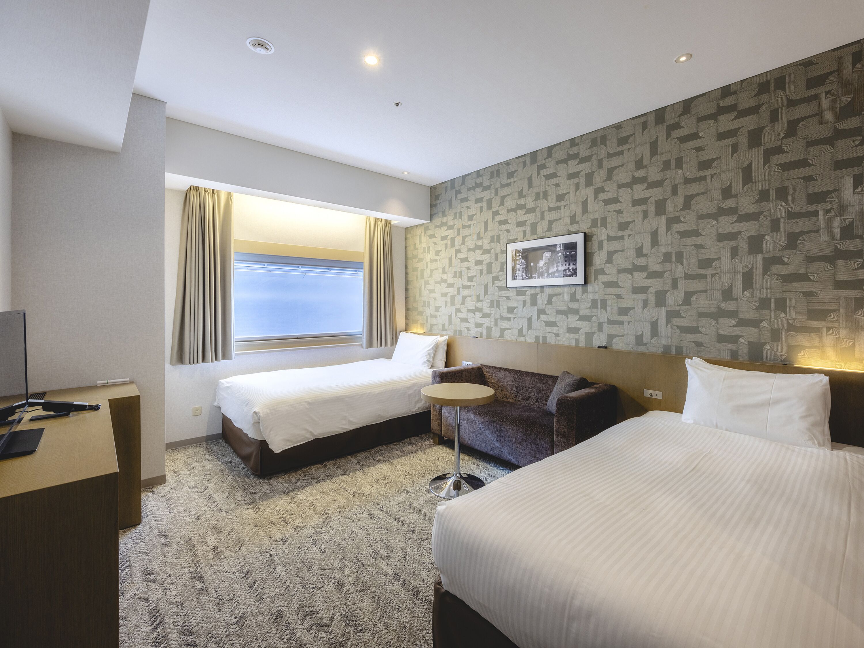 twin room, non smoking | in-room safe, blackout curtains, free wifi, bed sheets