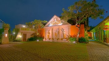 Front of property – evening/night