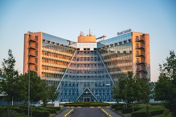 Flonk Hotel Groningen Zuid, BW Signature Collection