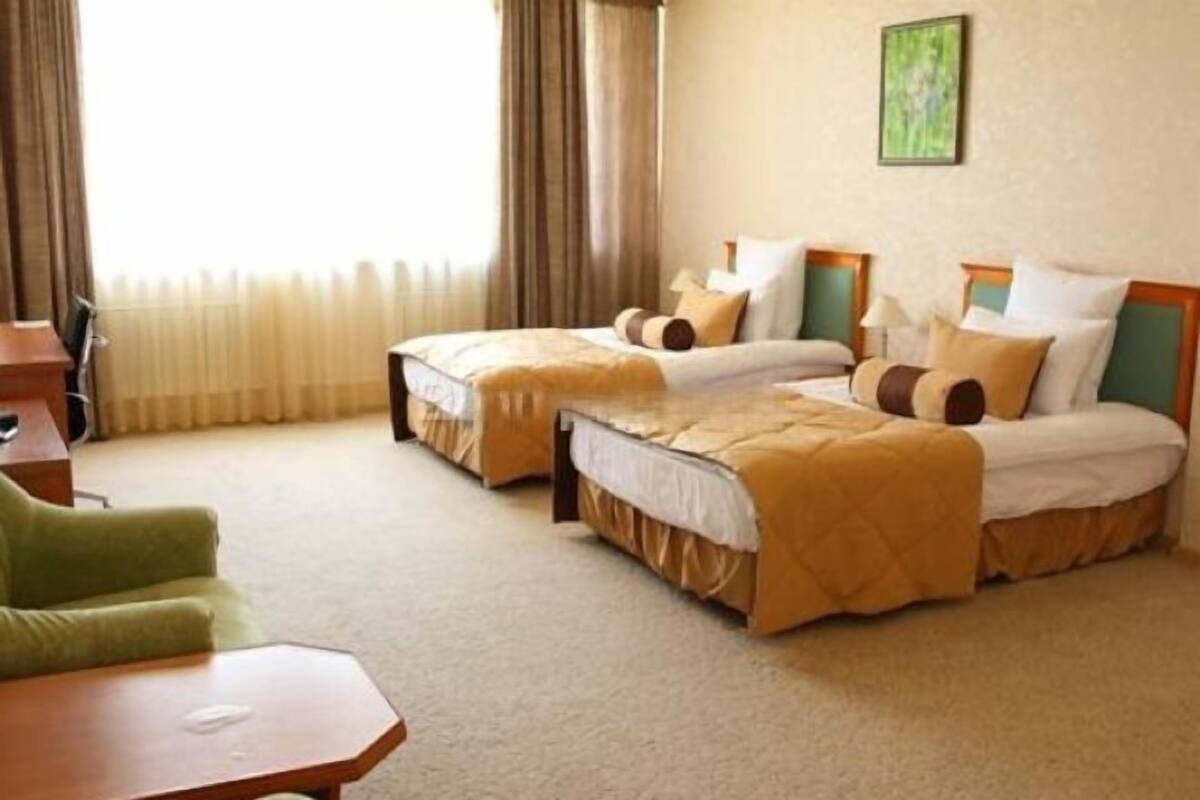 Minibar, in-room safe, desk, blackout curtains