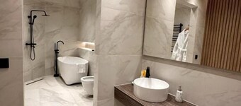 Golden Dragon Hotel
