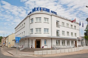 Exterior - KOLONNA Hotel Rezekne (Rezekne)