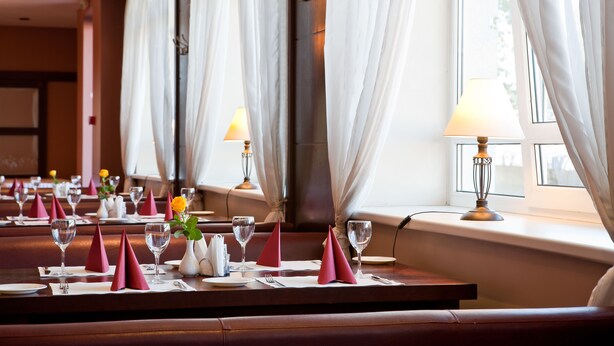 Breakfast, lunch and dinner served - KOLONNA Hotel Rezekne (Rezekne)