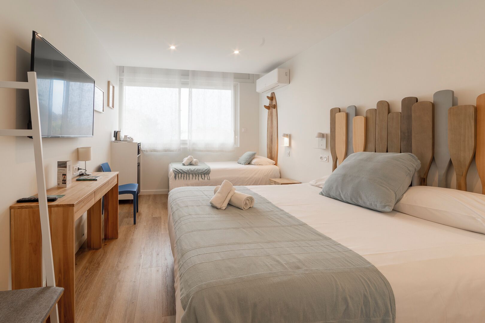 triple room | 1 bedroom, in-room safe, desk, free cots/infant beds