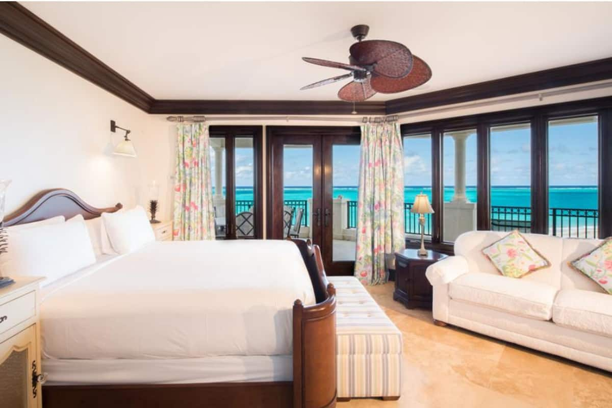 3 Bedroom Ocean Front Estate | Hypo-allergenic bedding, down comforters, pillowtop beds, in-room safe