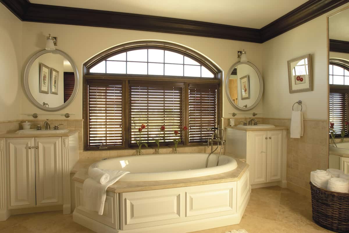 Jetted tub