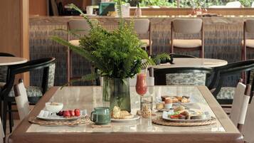 Daily buffet breakfast (EUR 25 per person)