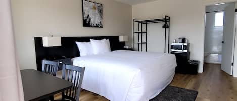 Deluxe-Zimmer, 1 King-Bett | Bettwäsche aus ägyptischer Baumwolle, hochwertige Bettwaren