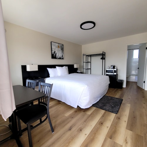 Richland Inn and Suites