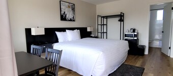 Richland Inn and Suites