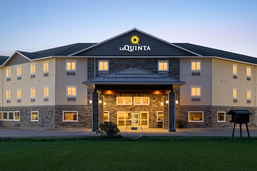 La Quinta Inn & Suites by Wyndham Fairbanks Airport