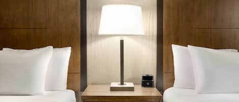 Literie de qualité supérieure, surmatelas, bureau