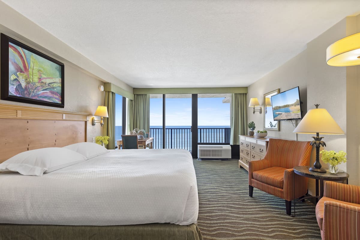 king ocean front view | in-room safe, blackout curtains, free wifi, bed sheets