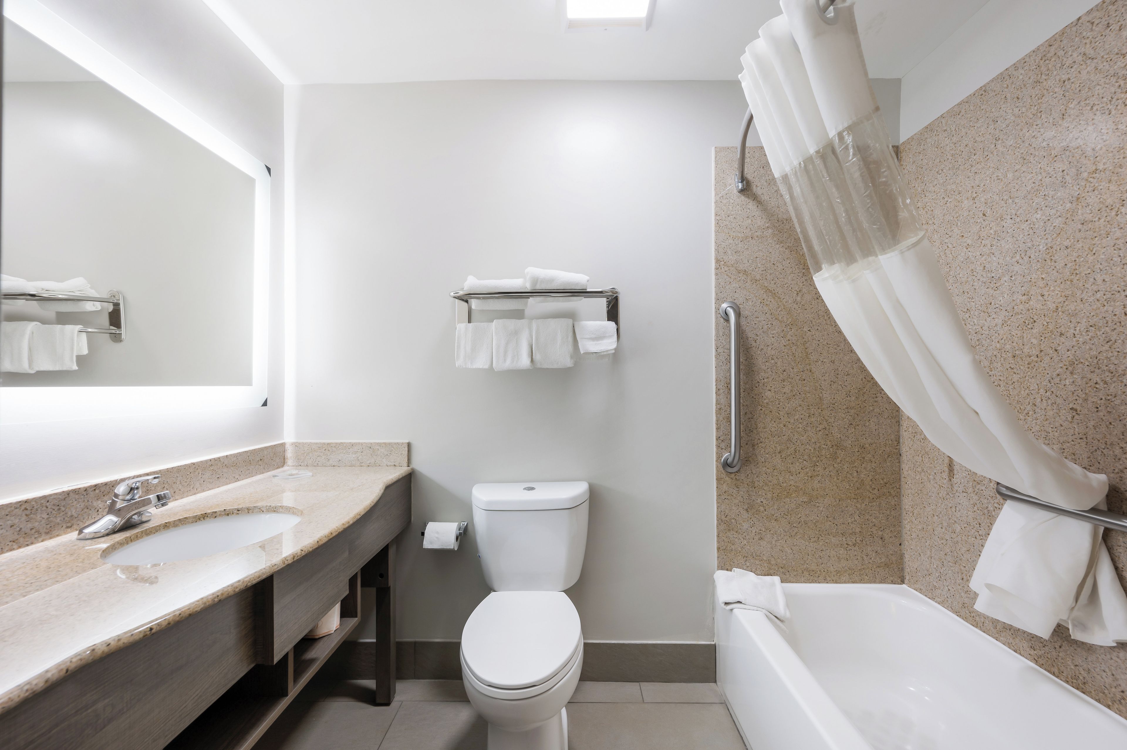 Foto - Red Roof Inn PLUS+ & Suites Birmingham - Bessemer