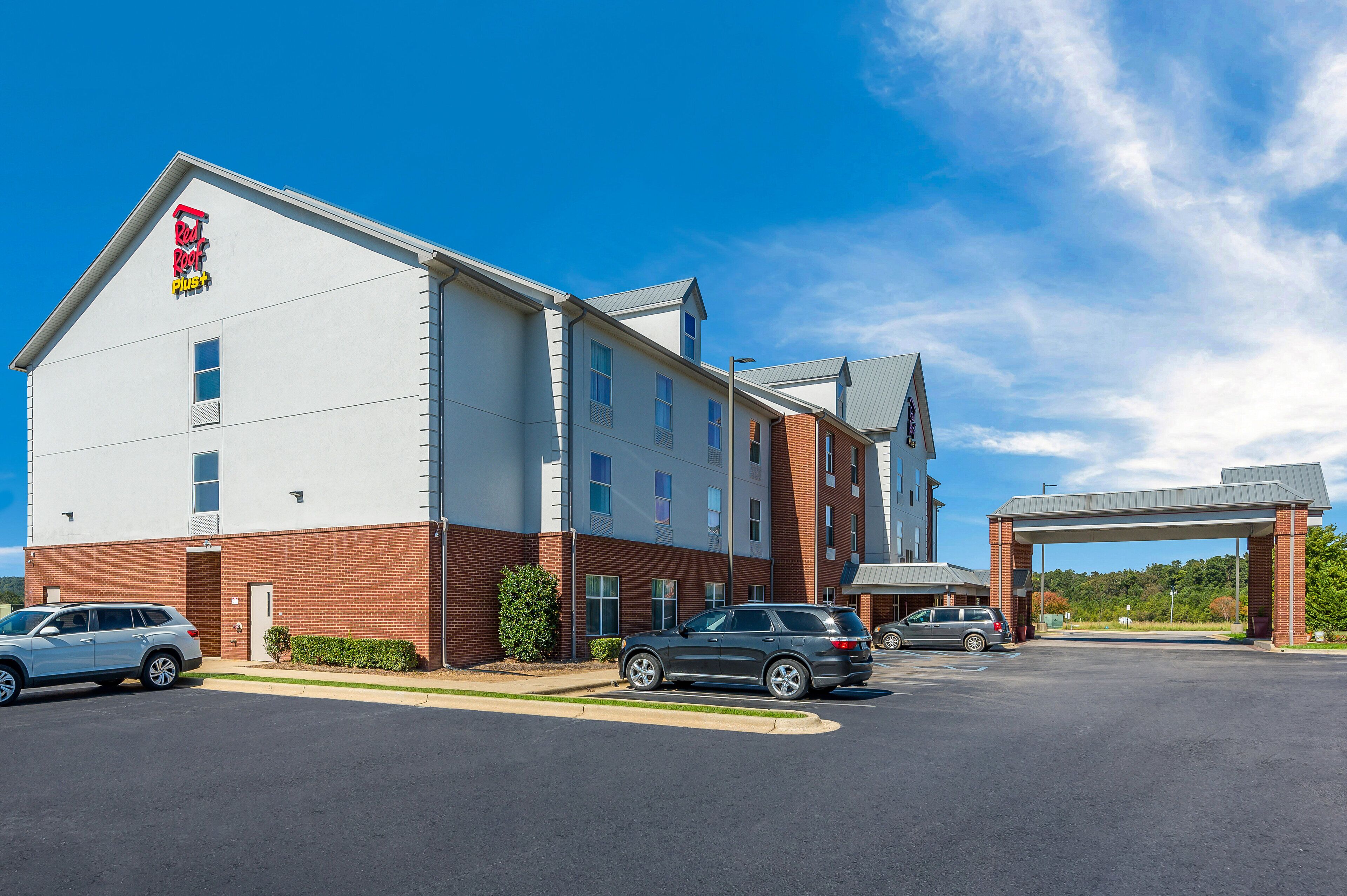 Foto - Red Roof Inn PLUS & Suites Birmingham - Bessemer
