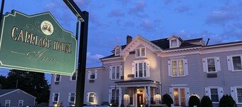 The Carriage House Inn Newport