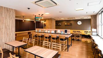 Termasuk sarapan bufet setiap hari