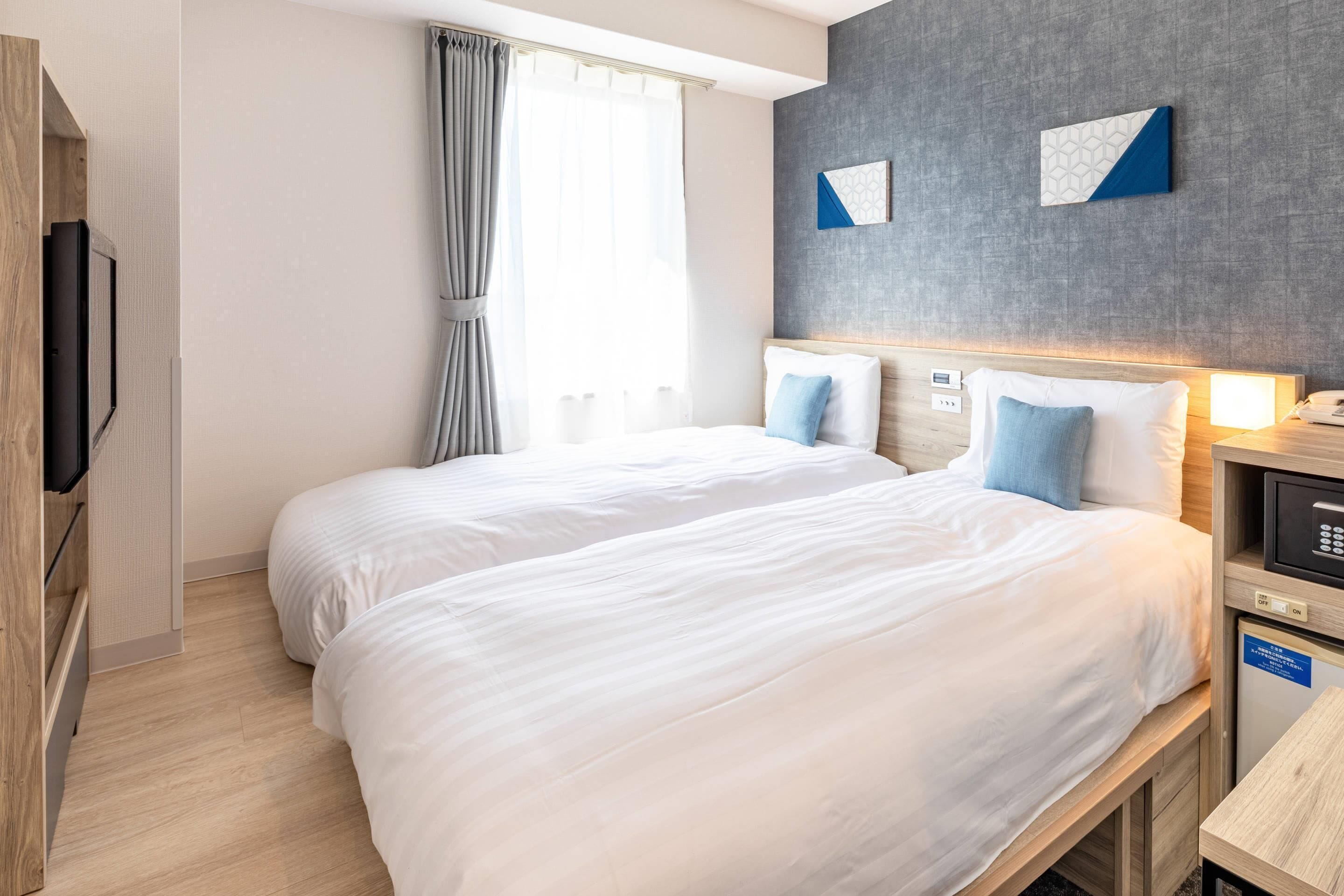 Room (2 Single Beds, Compact Room)