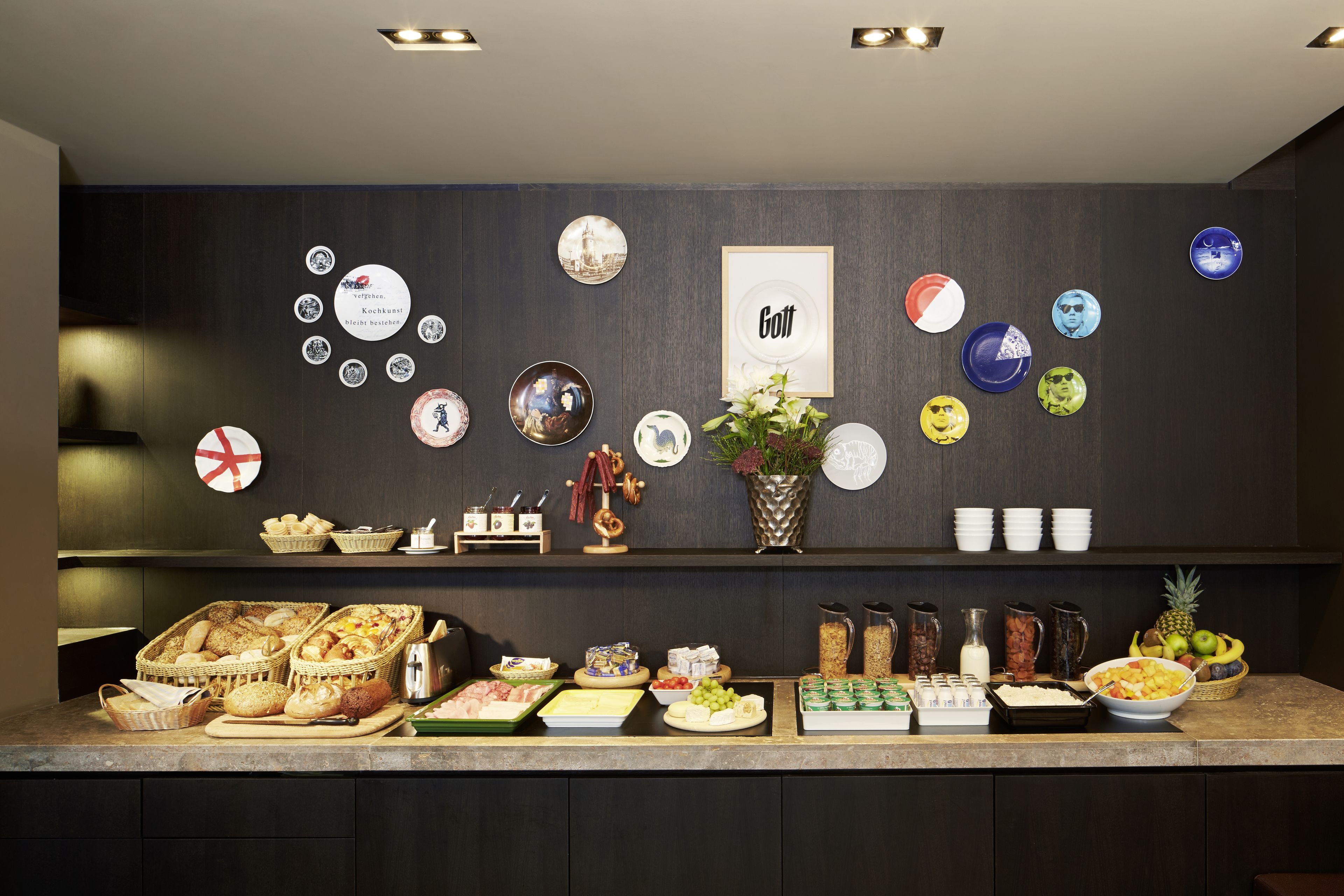 daily buffet breakfast (eur 26.00 per person)