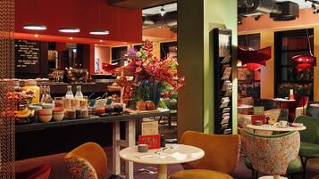 Daily buffet breakfast (EUR 26.00 per person)