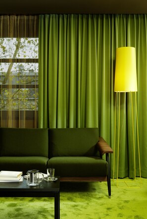 Large | Living area