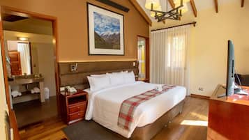 Minibar, coffres-forts dans les chambres, bureau, Wi-Fi gratuit