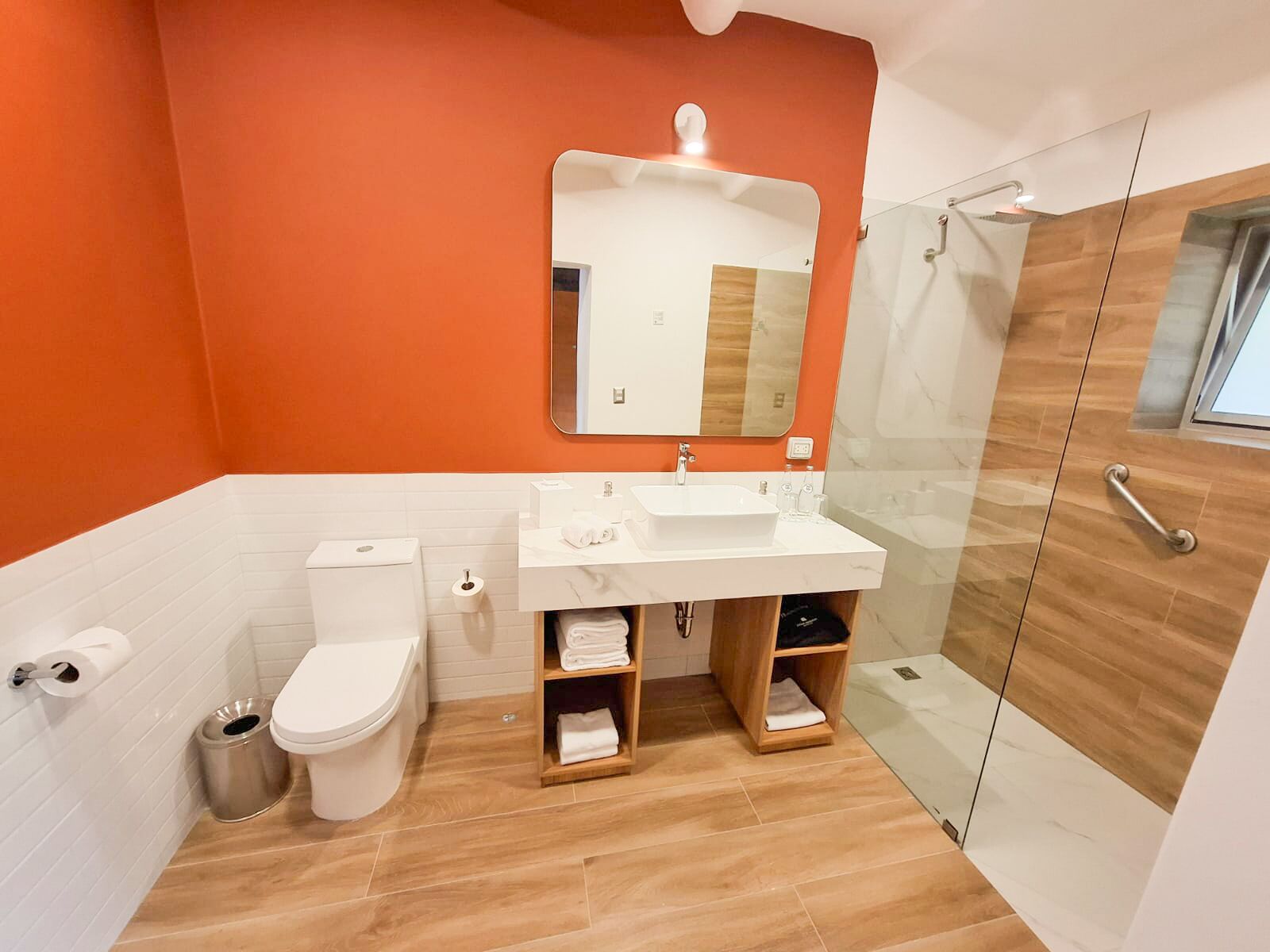 combined shower/bathtub, free toiletries, hair dryer, bathrobes