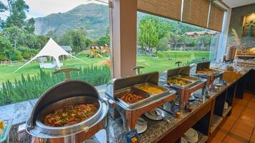 Free daily full breakfast