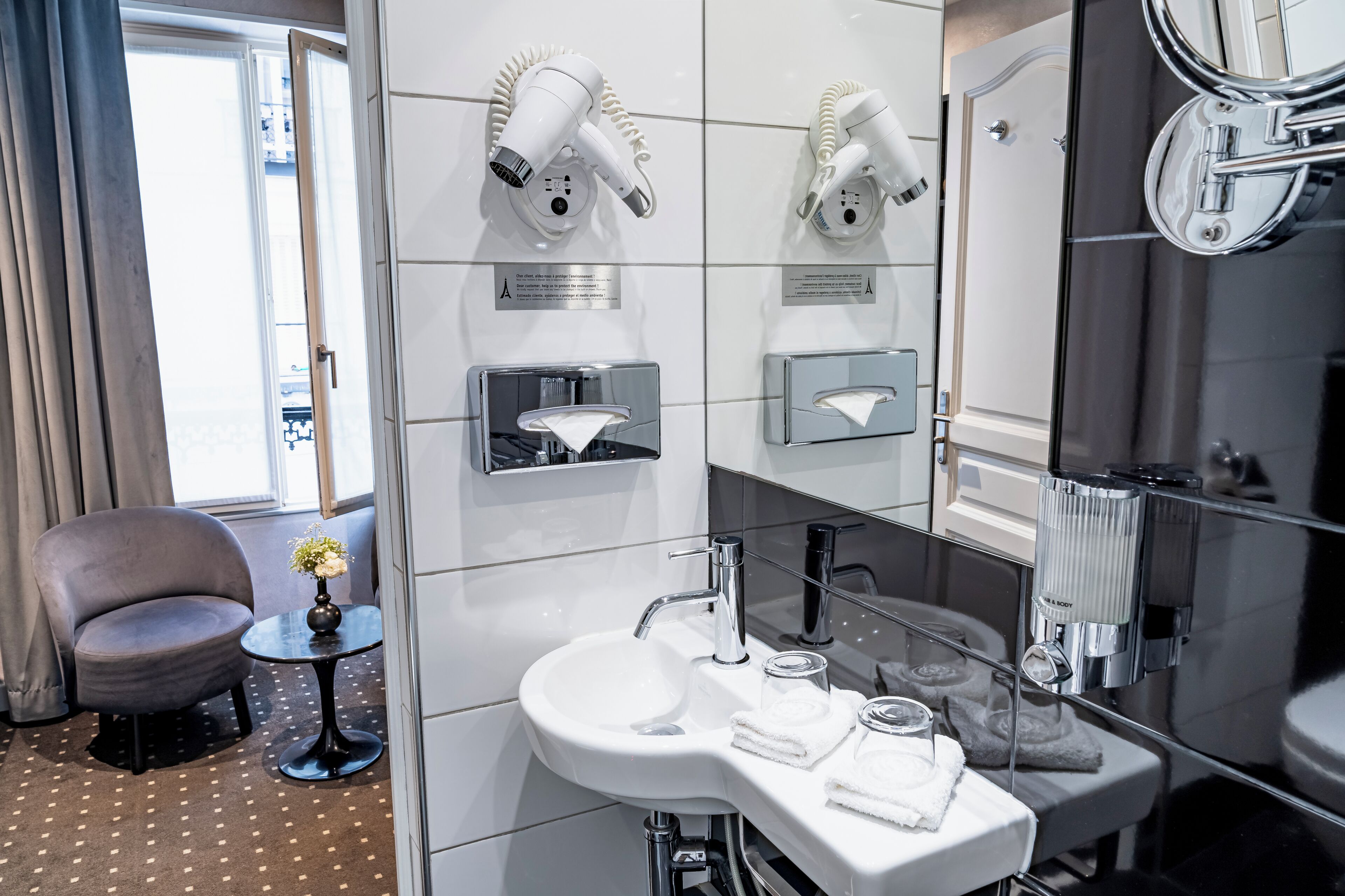 superior double room | bathroom | shower, hair dryer, towels