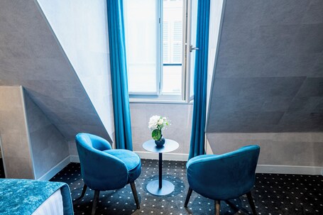 Hotel de La Paix Tour Eiffel - Image 35