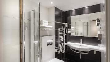 Classic Double Room | Bathroom