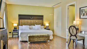 Biancheria da letto di alta qualità, minibar, una cassaforte in camera