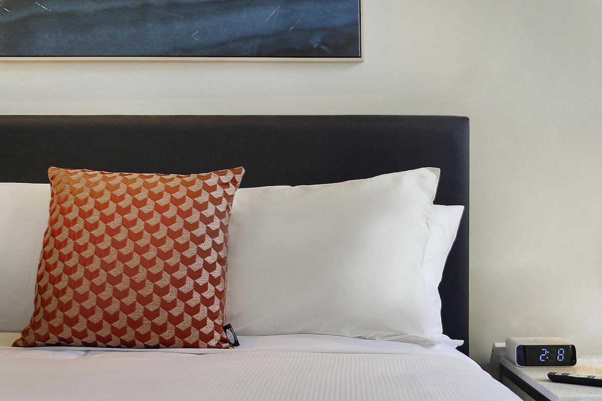 2 habitaciones, cunas, wifi gratis y ropa de cama