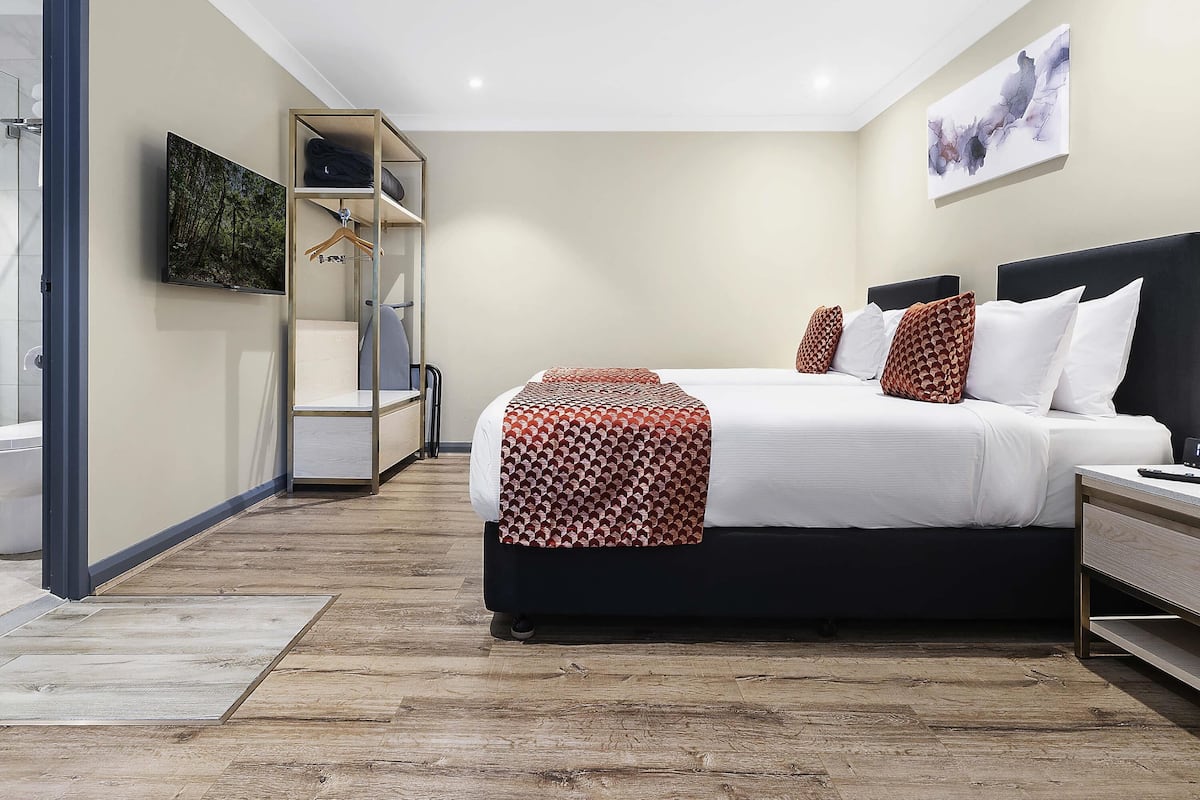 Cots/infant beds, free WiFi, bed sheets