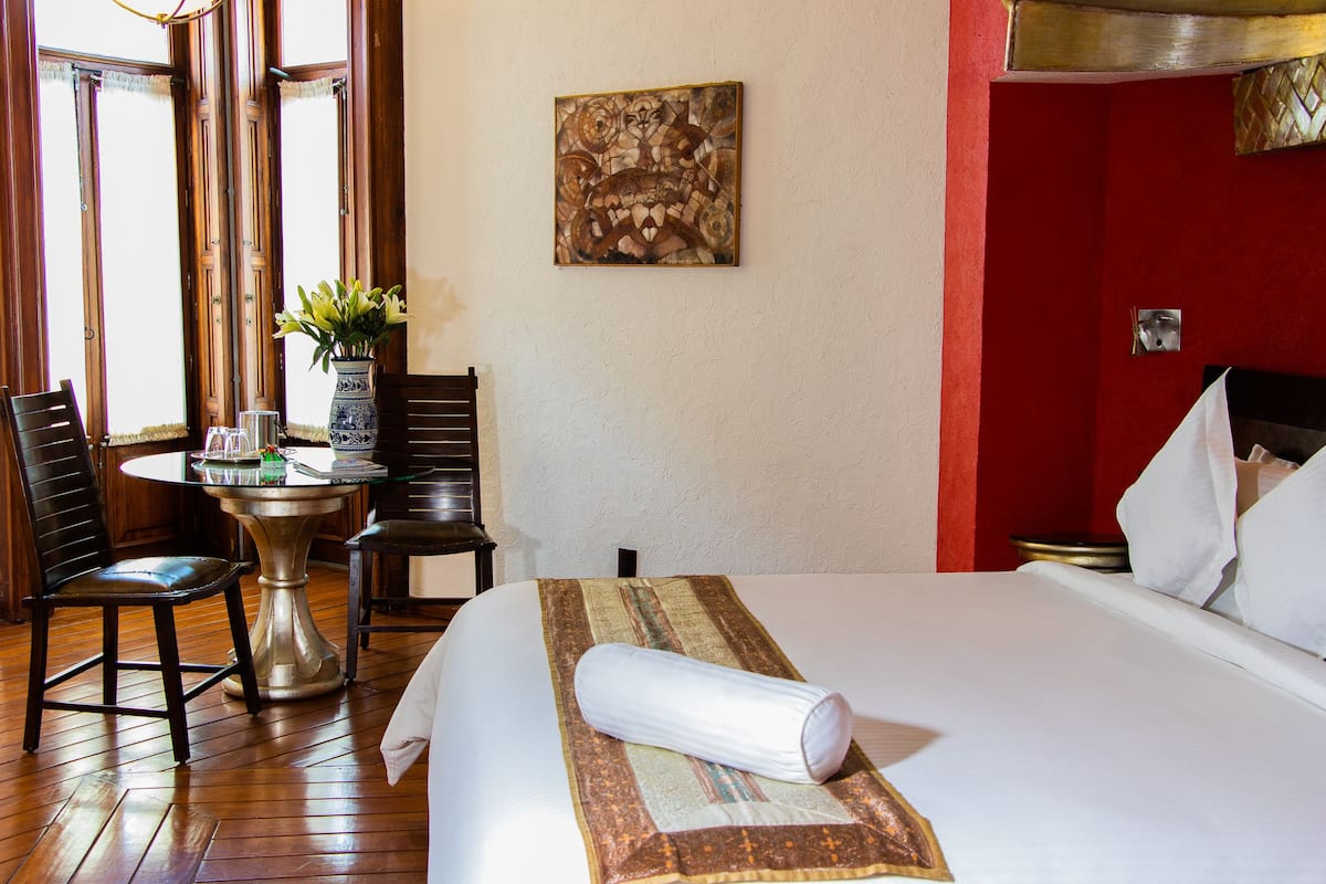 Laptop workspace, iron/ironing board (on request), free WiFi, bed sheets