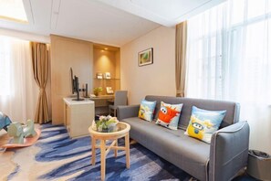 Bügeleisen/Bügelbrett, Babybetten