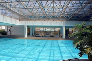 Piscine couverte