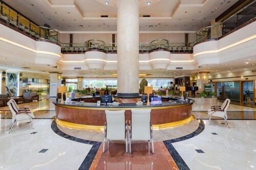 Golden Spring Hotel