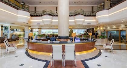Golden Spring Hotel