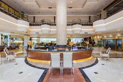 Golden Spring Hotel