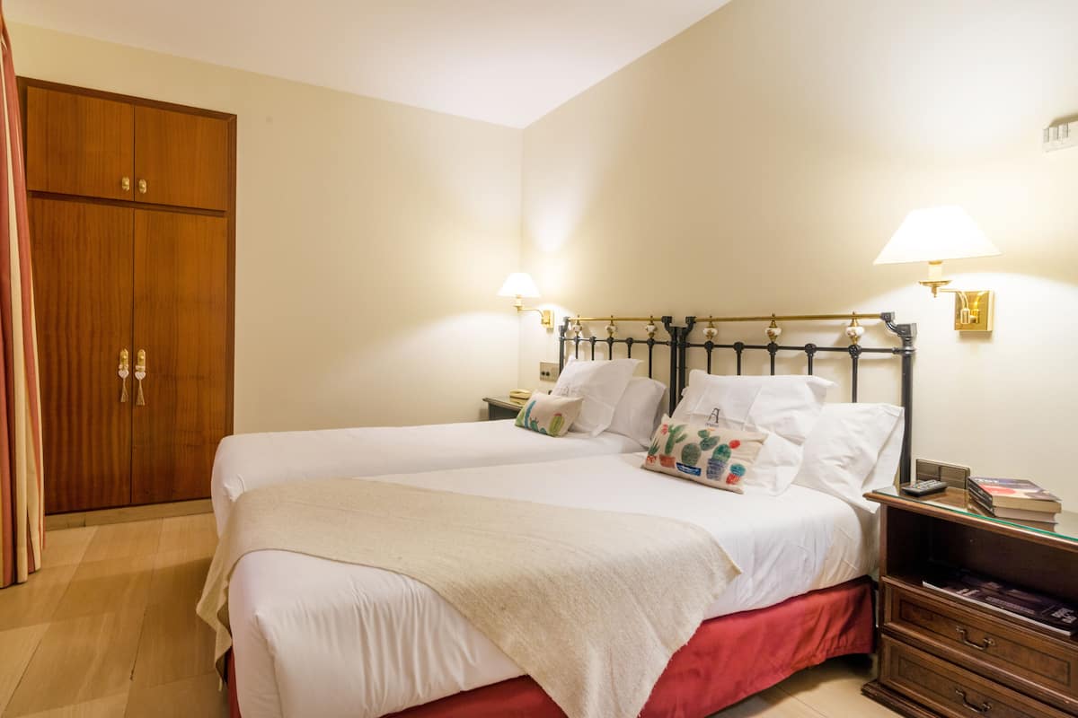 In-room safe, desk, iron/ironing board (on request), free WiFi