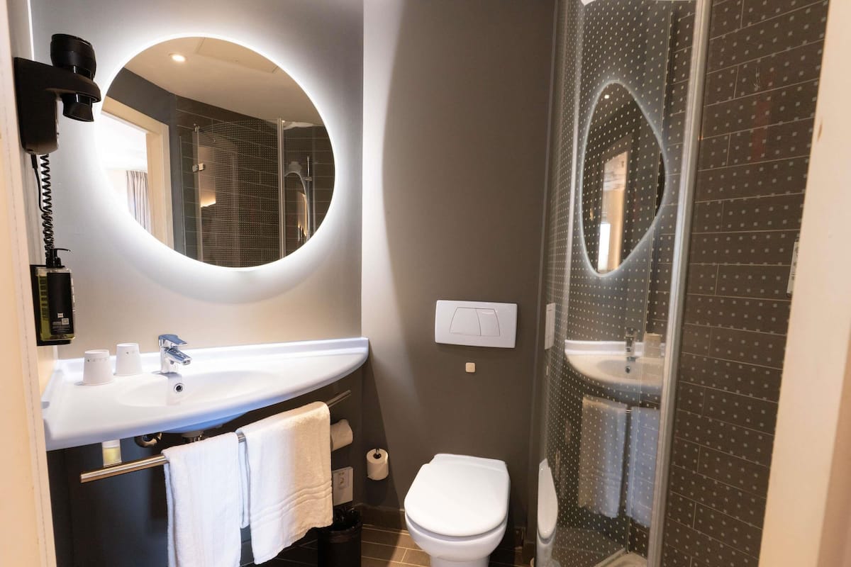 Executive Room, 1 Double Bed | Exterior
