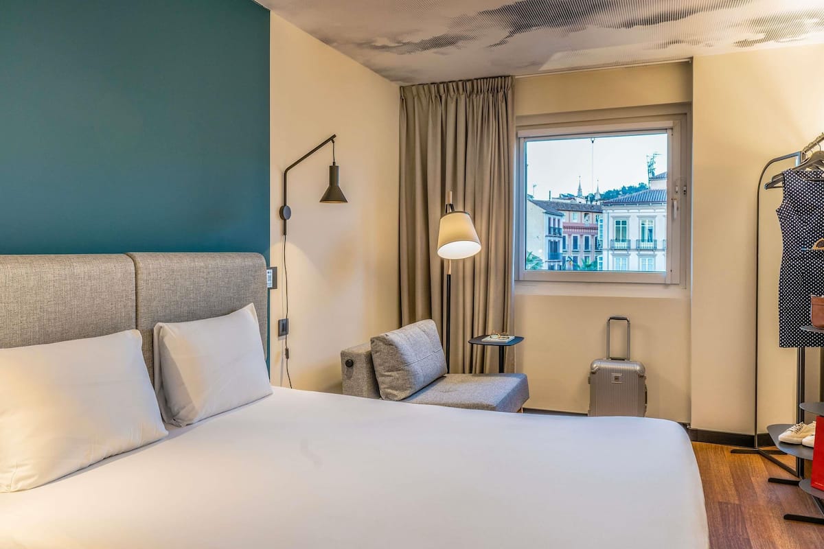 Superior-Zimmer, 1 Doppelbett und Schlafsofa