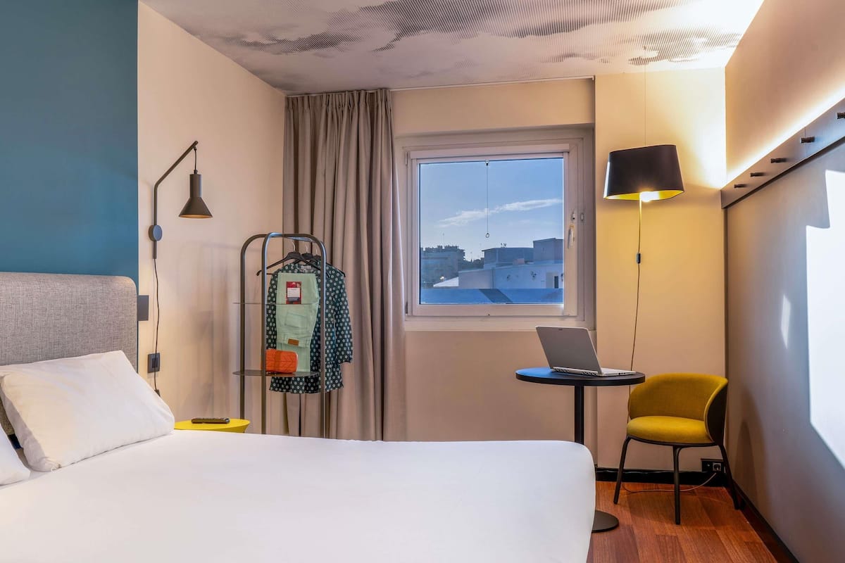 Superior Room, 1 Double Bed | 1 bedroom, blackout drapes, iron/ironing board, free WiFi