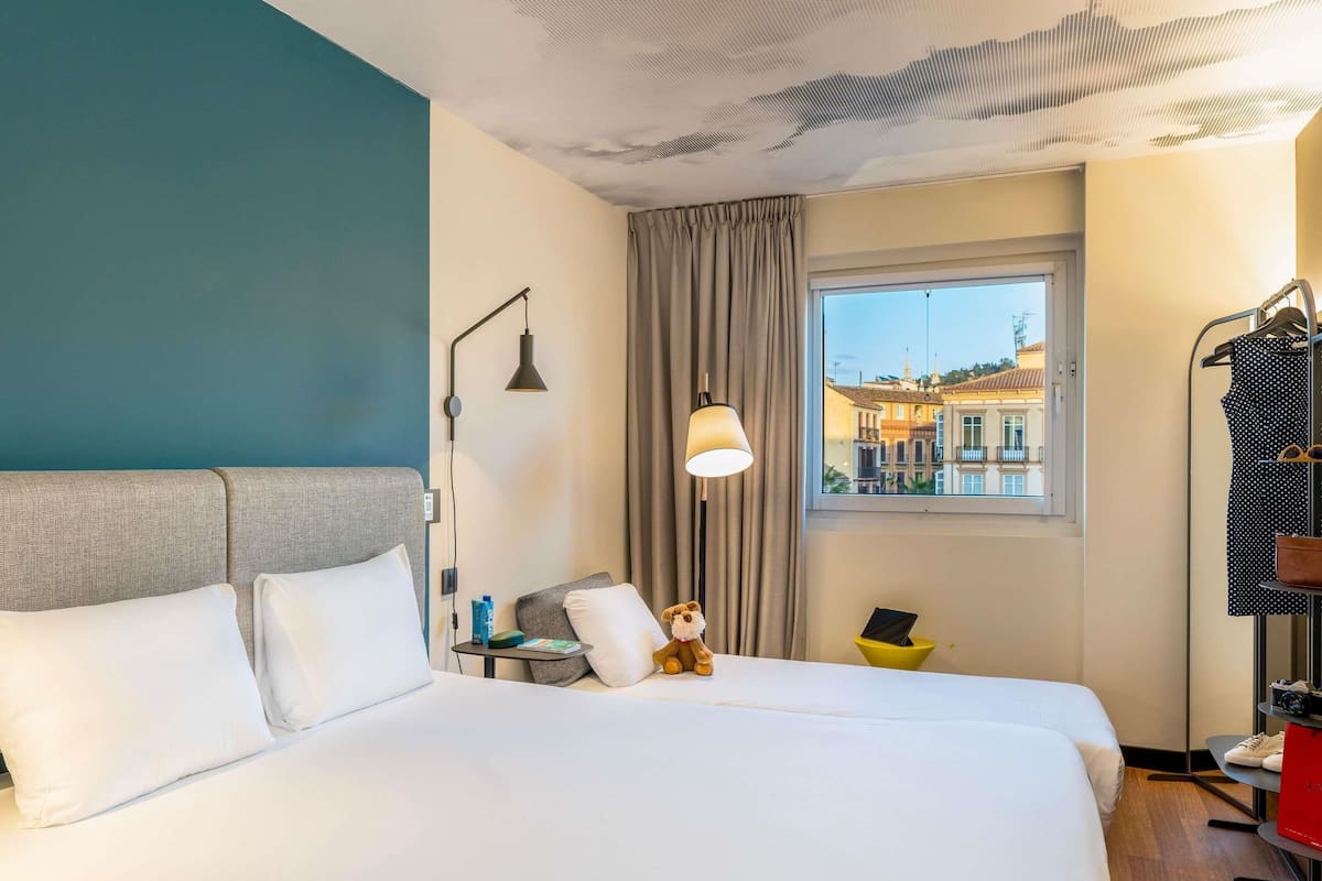 Superior Room, 1 Double Bed with Sofa bed | Blackout drapes, iron/ironing board, free WiFi, bed sheets