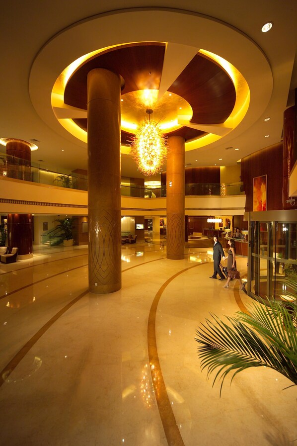 Lobby - Songjiang New Century Grand Hotel Shanghai (Shanghai)