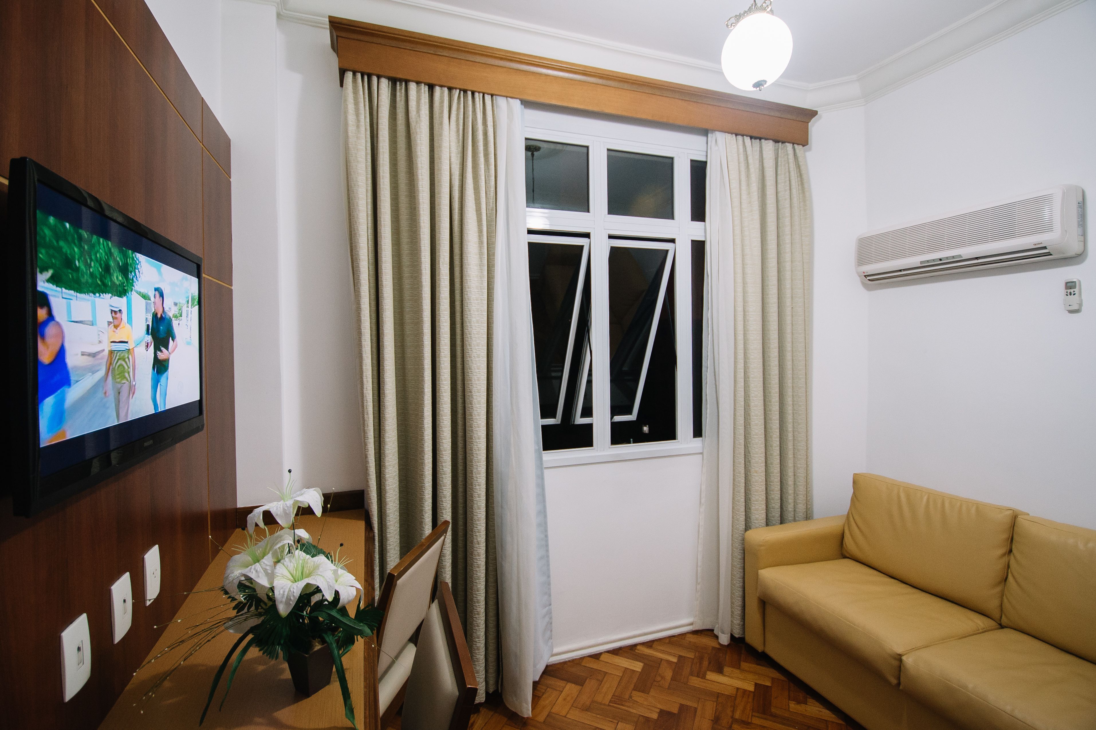 standard double room | room amenity